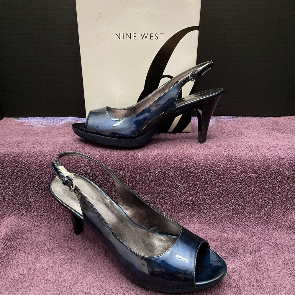 Nine West Dark Blue Patent and Suede Sling Back Dress Heel